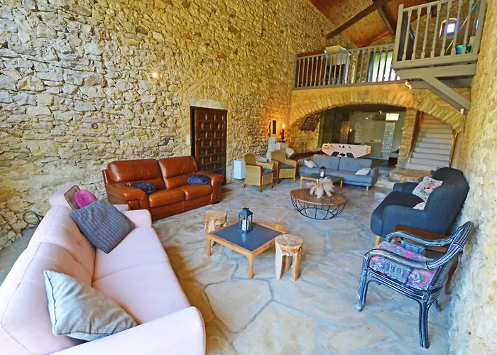 Villa Mas De La Huppe *